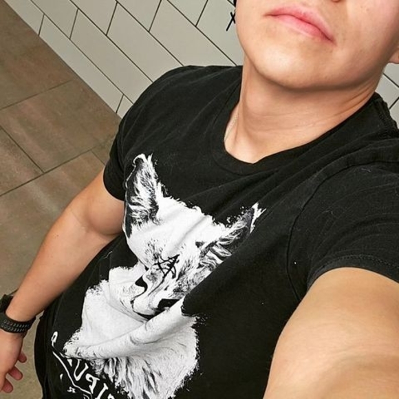 Meet your Posher, Adair - Picture 1 of 1